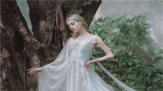 �ഺ����������ѹۿ���������������һӦ��ȫ��ƽ̨���뿴ʲô���У�